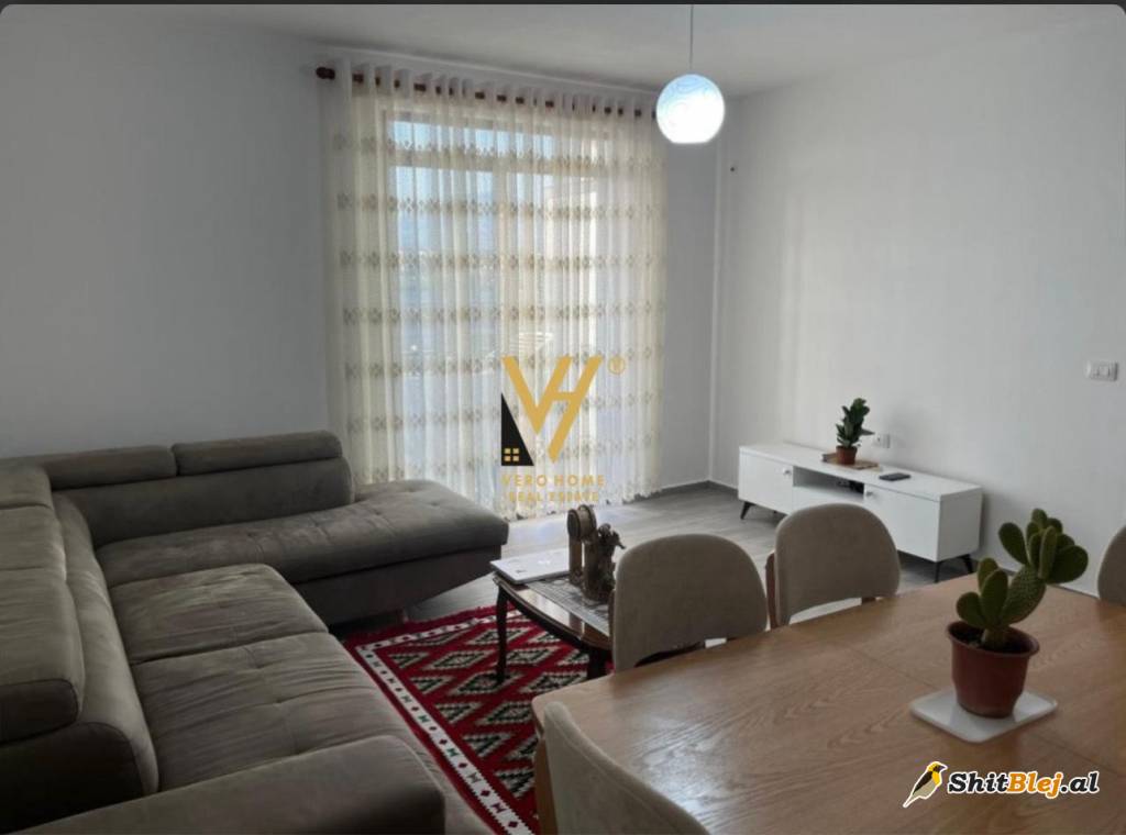3+1+2+BLK ME QIRA TE 5 MAJI 750 EUR
