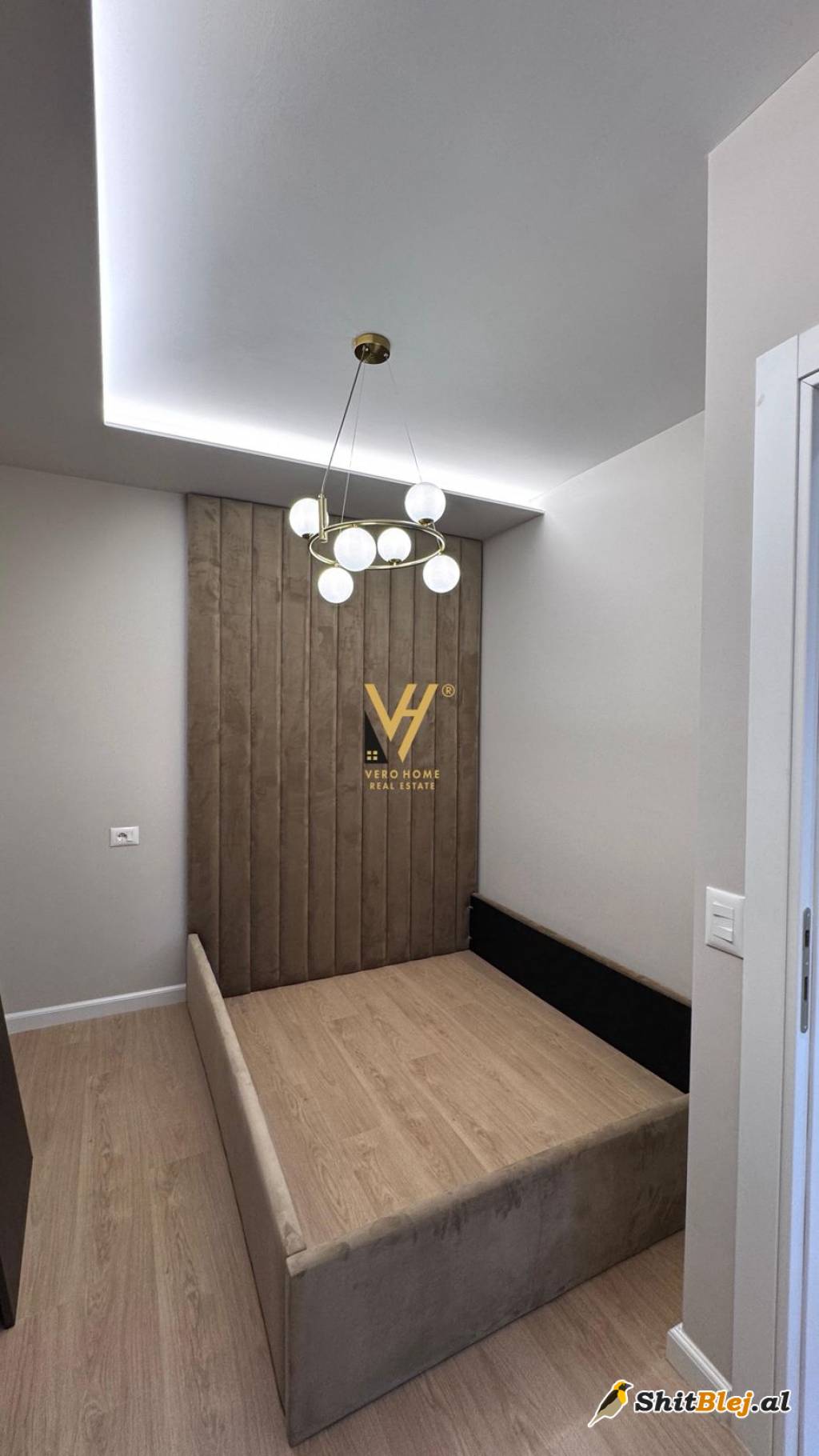  1+1 TE MATERNITETI I RI 93.000 EURO