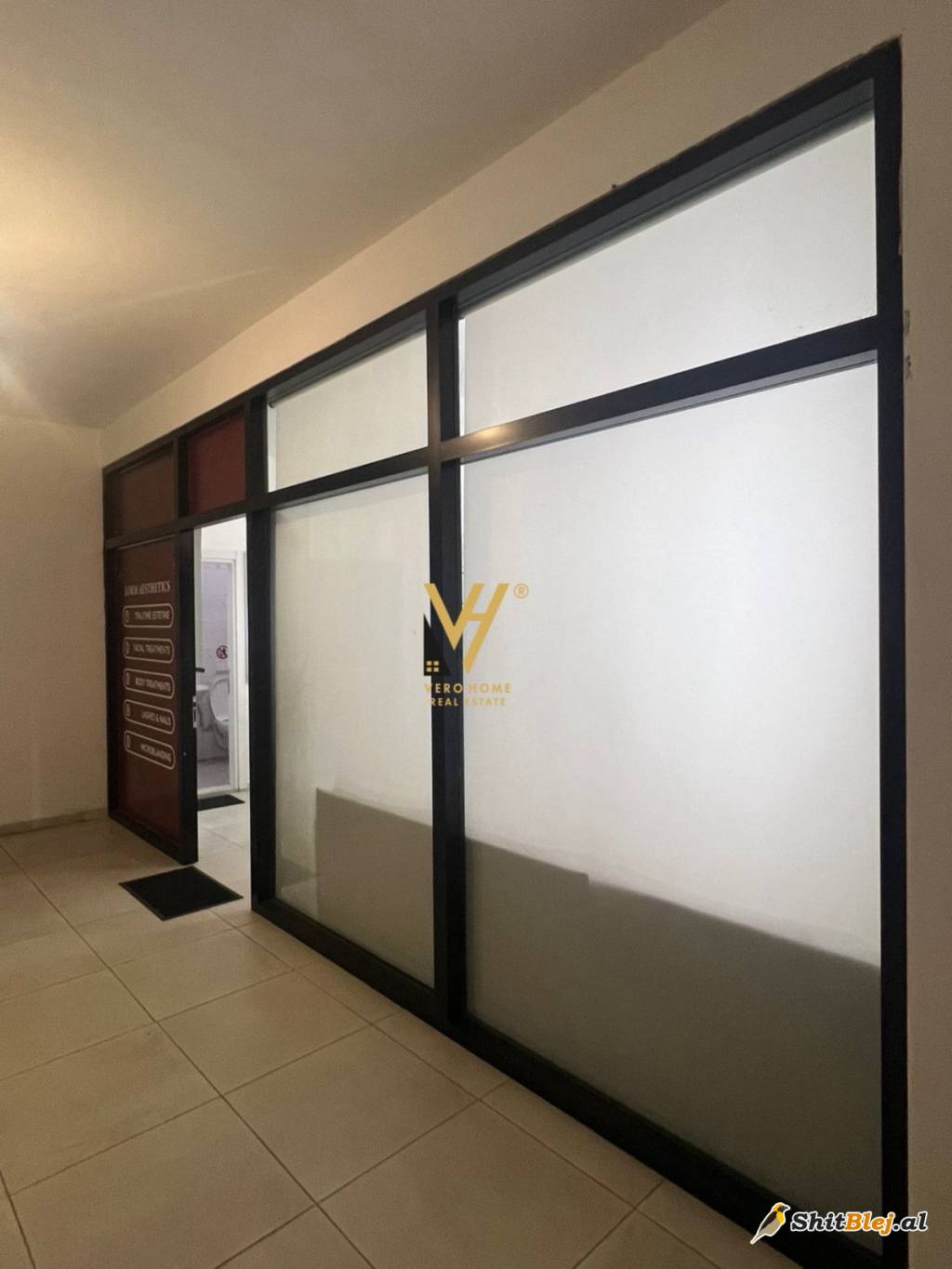 AMBIENT 60 M2 TE ISH PARKU 50.000 LEKE