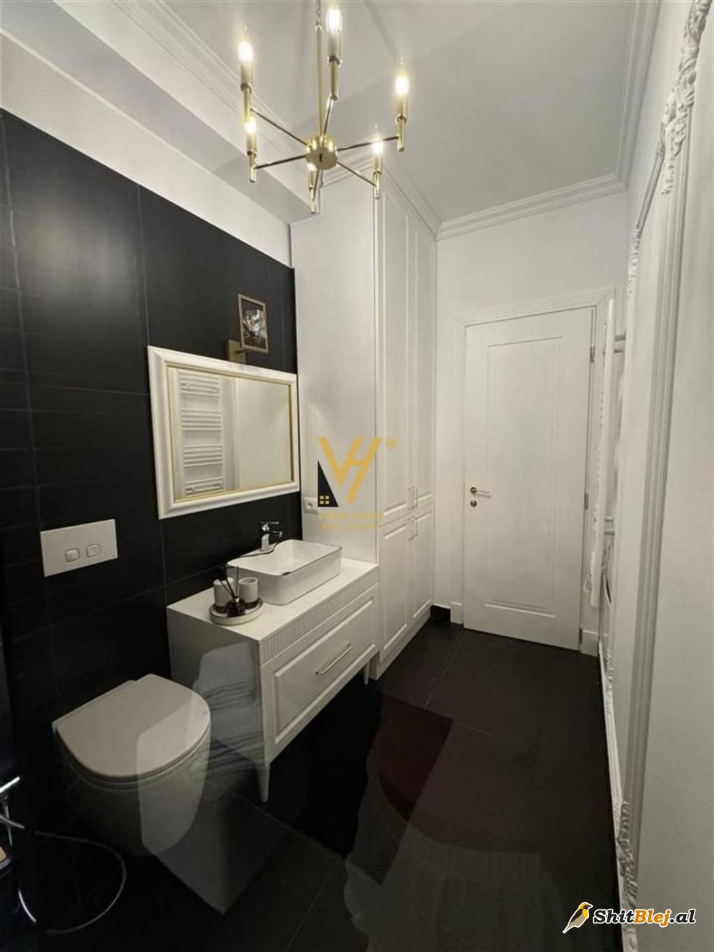 1+1+BLK ME QERA TE VILA L, ASTIR 550 EUR