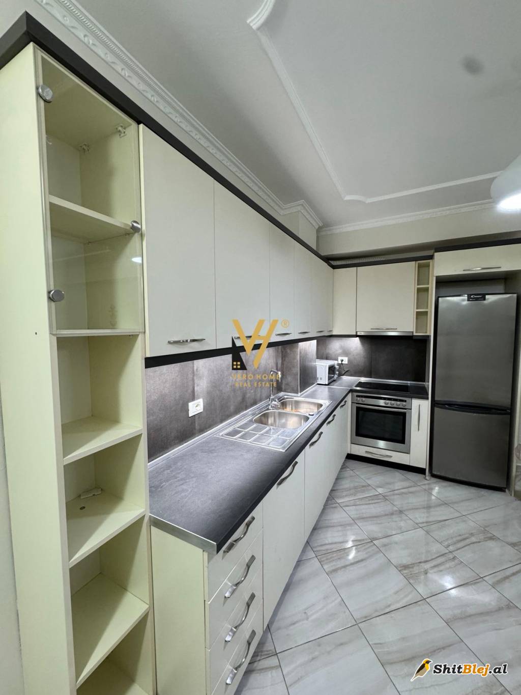 1+1+BLK TE KOMUNA E PARISIT 600 EURO
