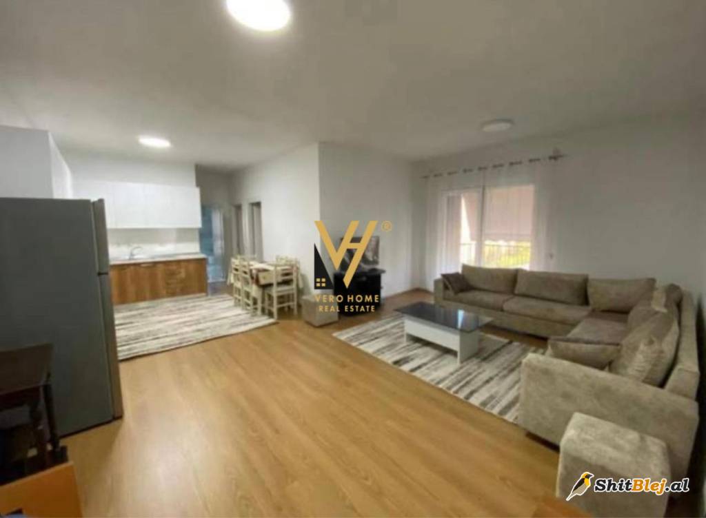 3+1+2 ME QIRA TE 5 MAJI 650 EURO