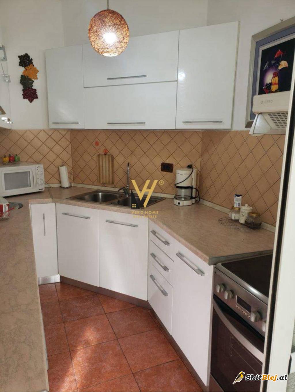 2+1+2BLK TE KOMUNA E PARISIT 650 EURO