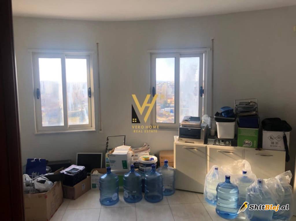 ZYRE ME QIRA TE JORDAN MISJA 600 EURO