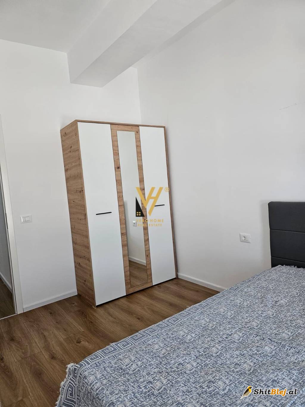 1+1+BLK ME QERA TE ALI DEMI 450 EURO