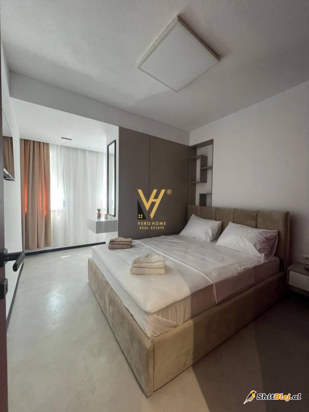 3+1+3+BLK PRANE SQUARE 21 360.000 E