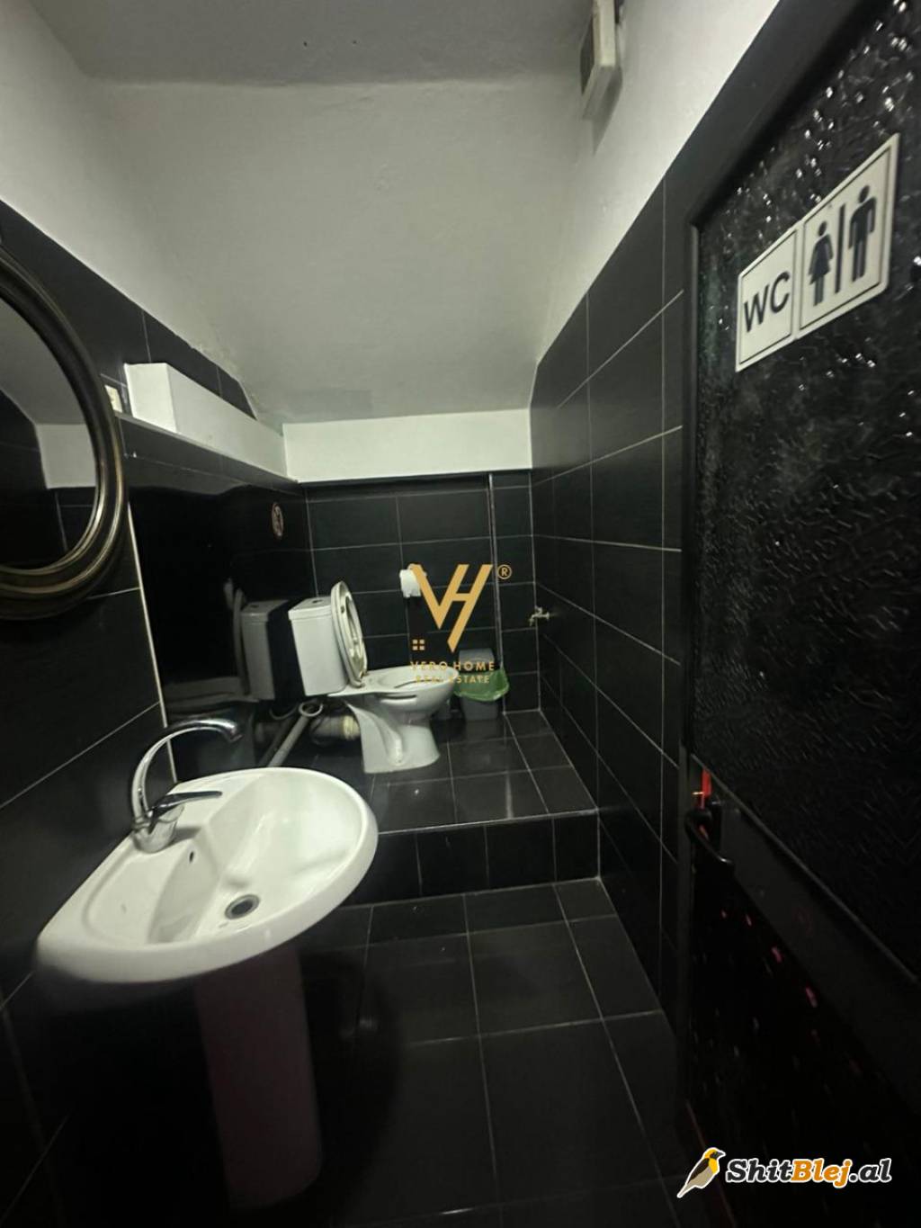 AMBIENT 160 M2 TE MYSLYM SHYRI 1.000 EUR