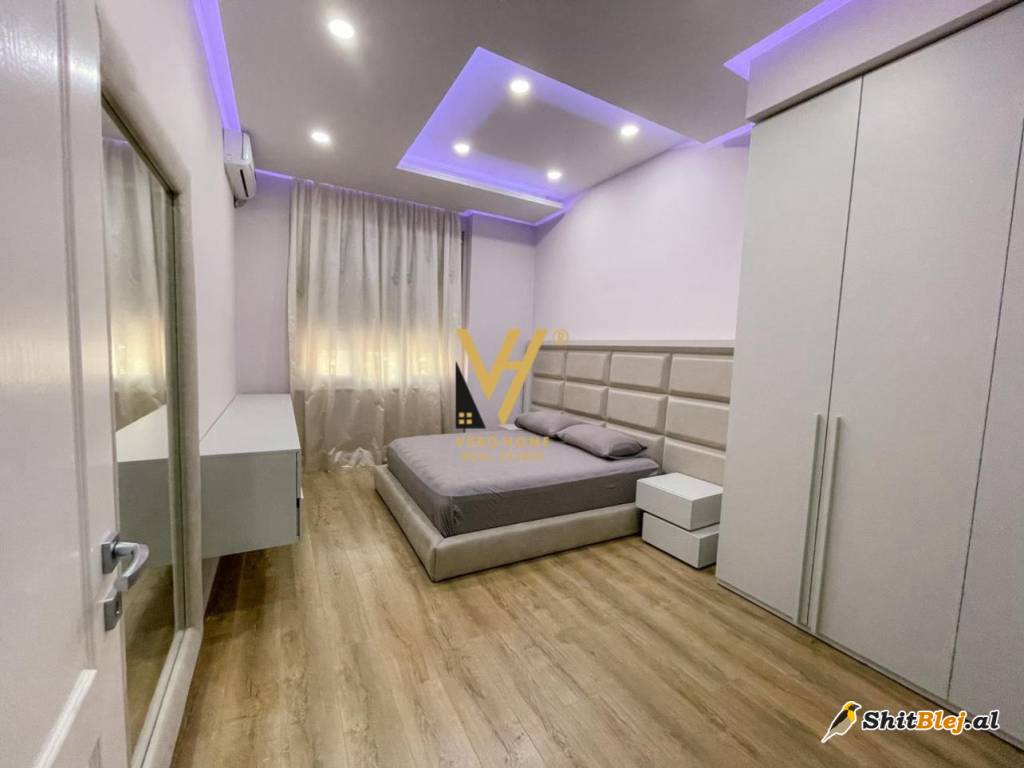 2+1+2+BLK  TE PAZARI I RI 1.000 EUR