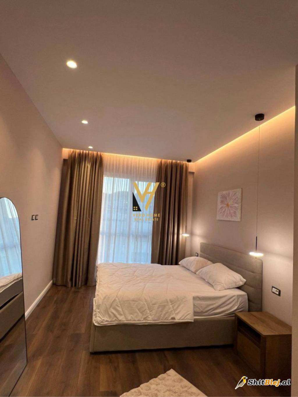  2+1+BLK TE KOMUNA E PARISIT 1.100 EURO