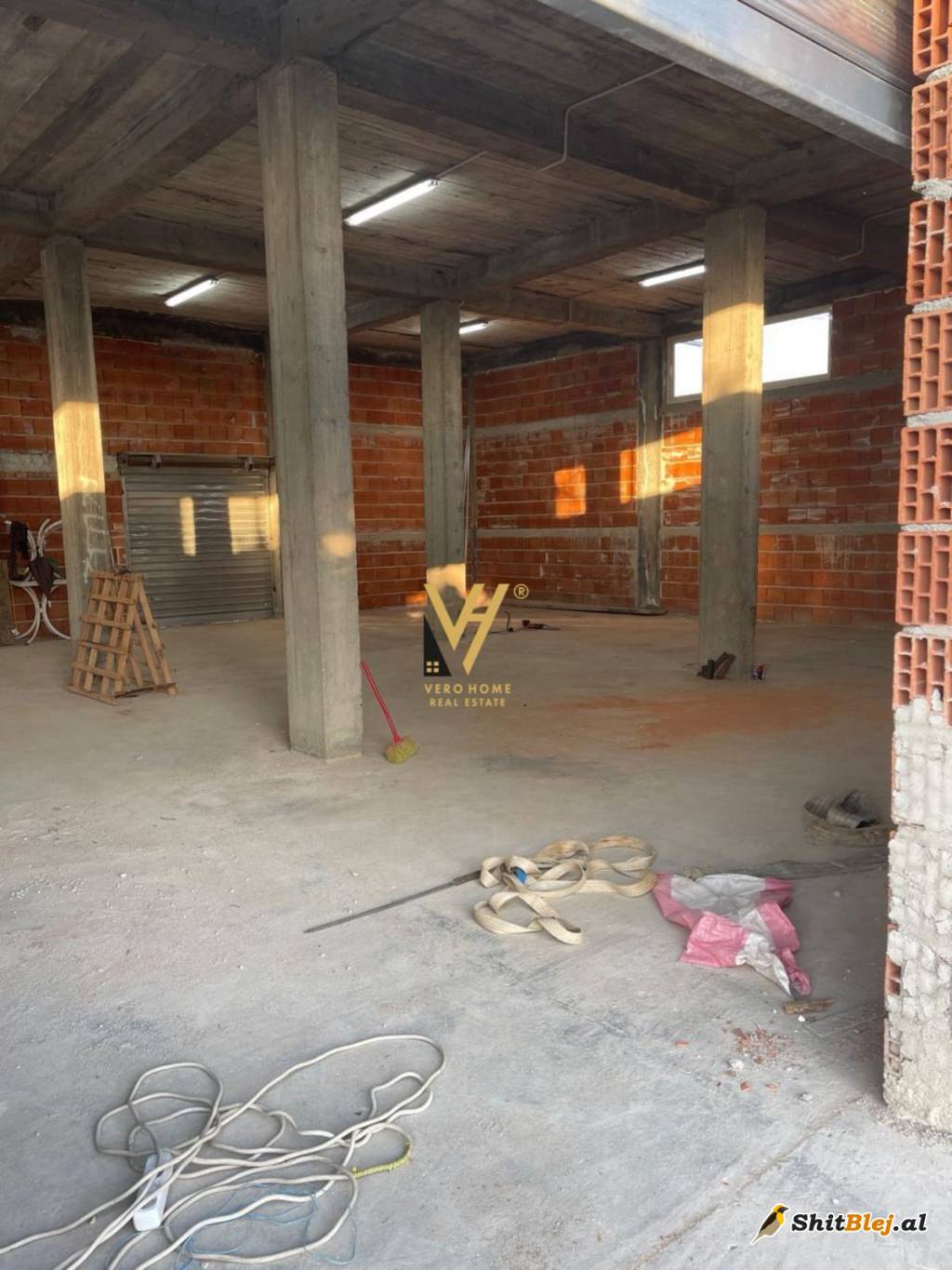 MAGAZINE 200 M2 TE SANATORIUMI 1.500 EUR