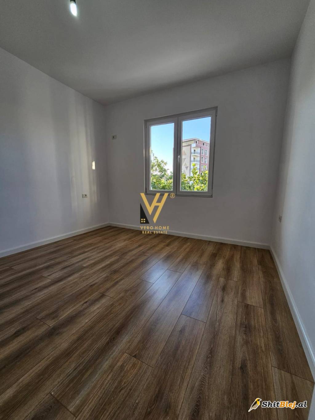  1+1 TE RRUGA E KAVAJES 137.000 EURO