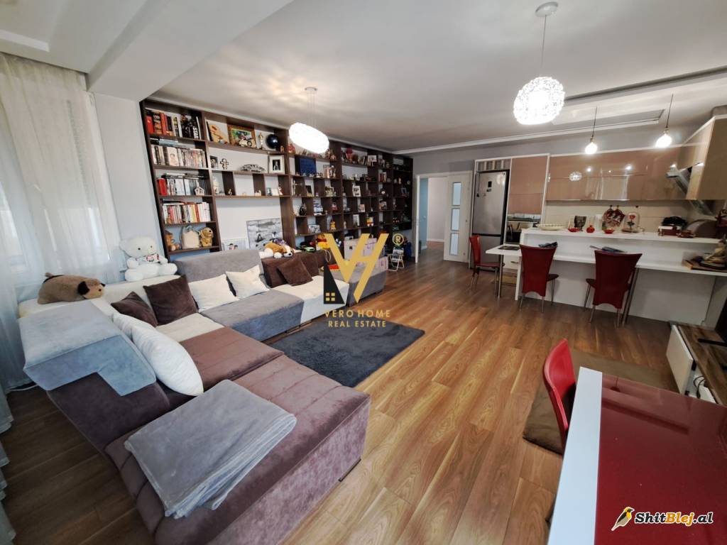 3+1 TE PAZARI I RI 750 EURO