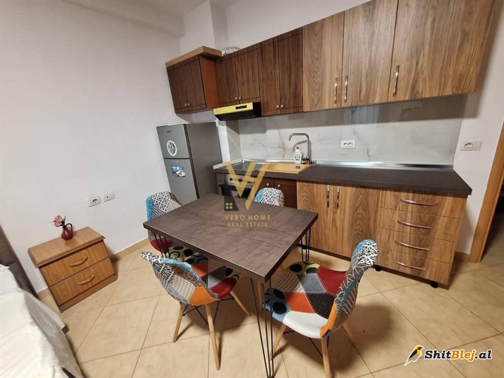 2+1 TE RRUGA E DURRESIT 186.000 EURO