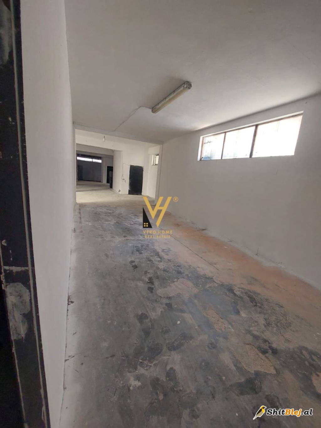MAGAZINE 550 M2 NE DON BOSKO 3.000 EURO
