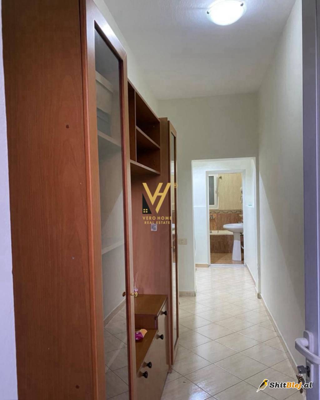 1+1+BLK ME QERA TE RRUGA BURGUT 400 EURO