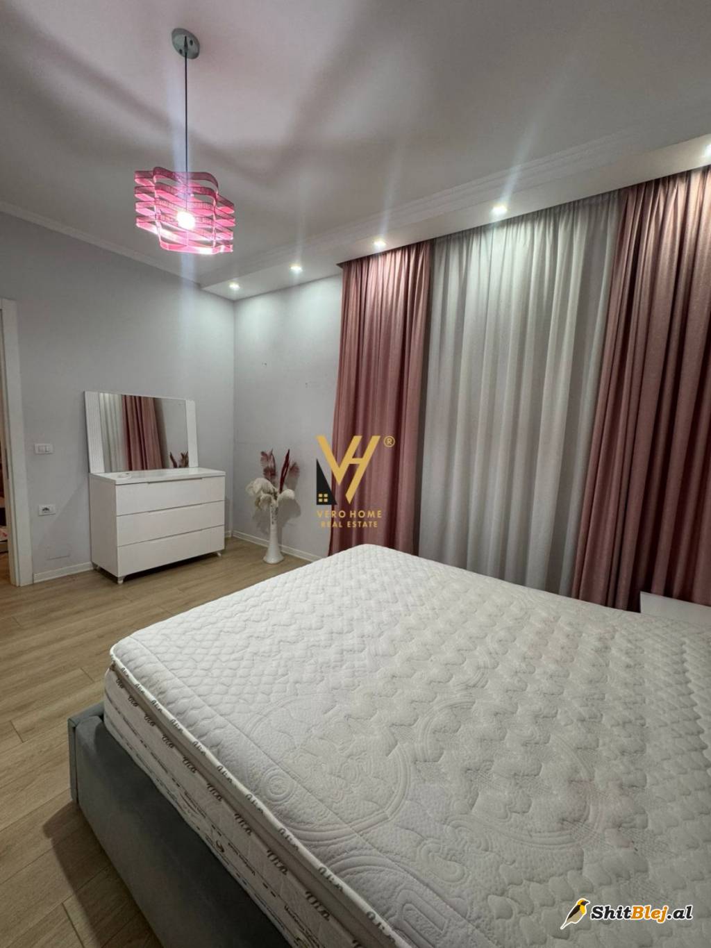  2+1+2 ME QIRA TE CASA ITALIA 70.000 LEK