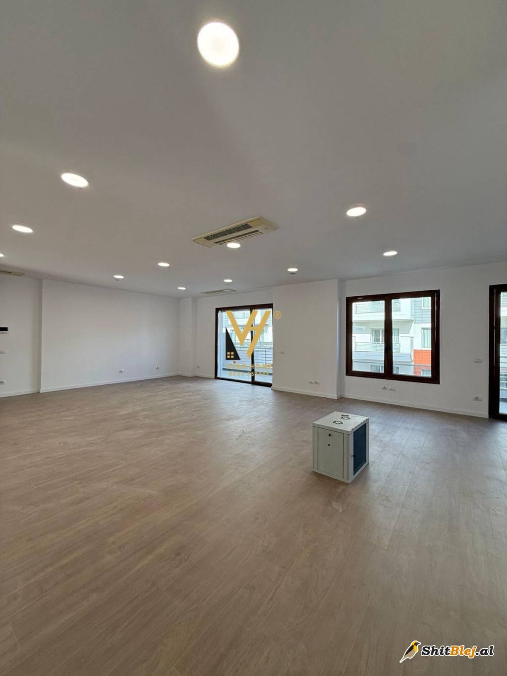  ZYRE 190 M2 TE DELIJORGJI 250.000 EURO