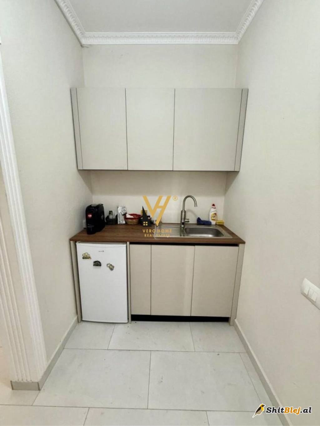 ZYRE 150 M2 TE QYTETI STUDENTI 650 EURO