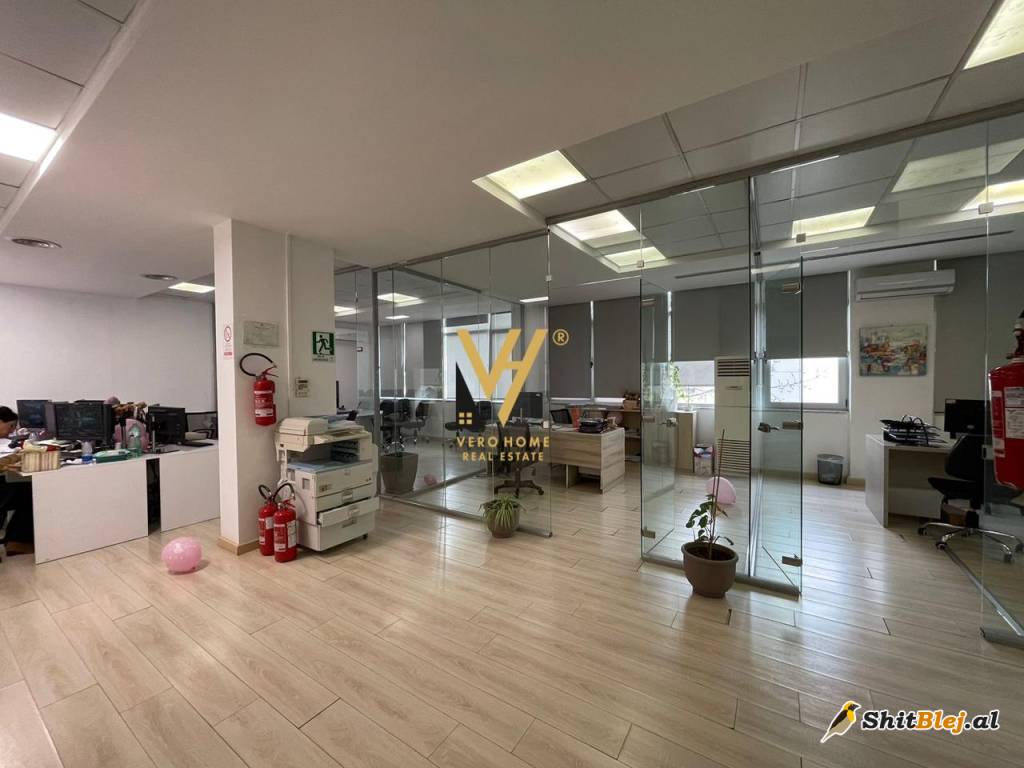 ZYRE NE BLLOK 4.000 EURO