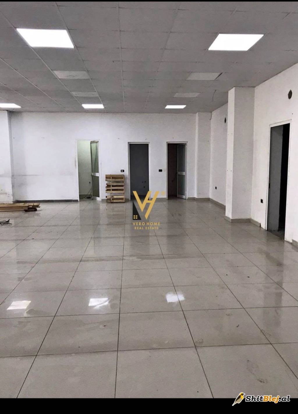 AMBIENT 220M2 ME QERA NE VAQARR 1.000 EU