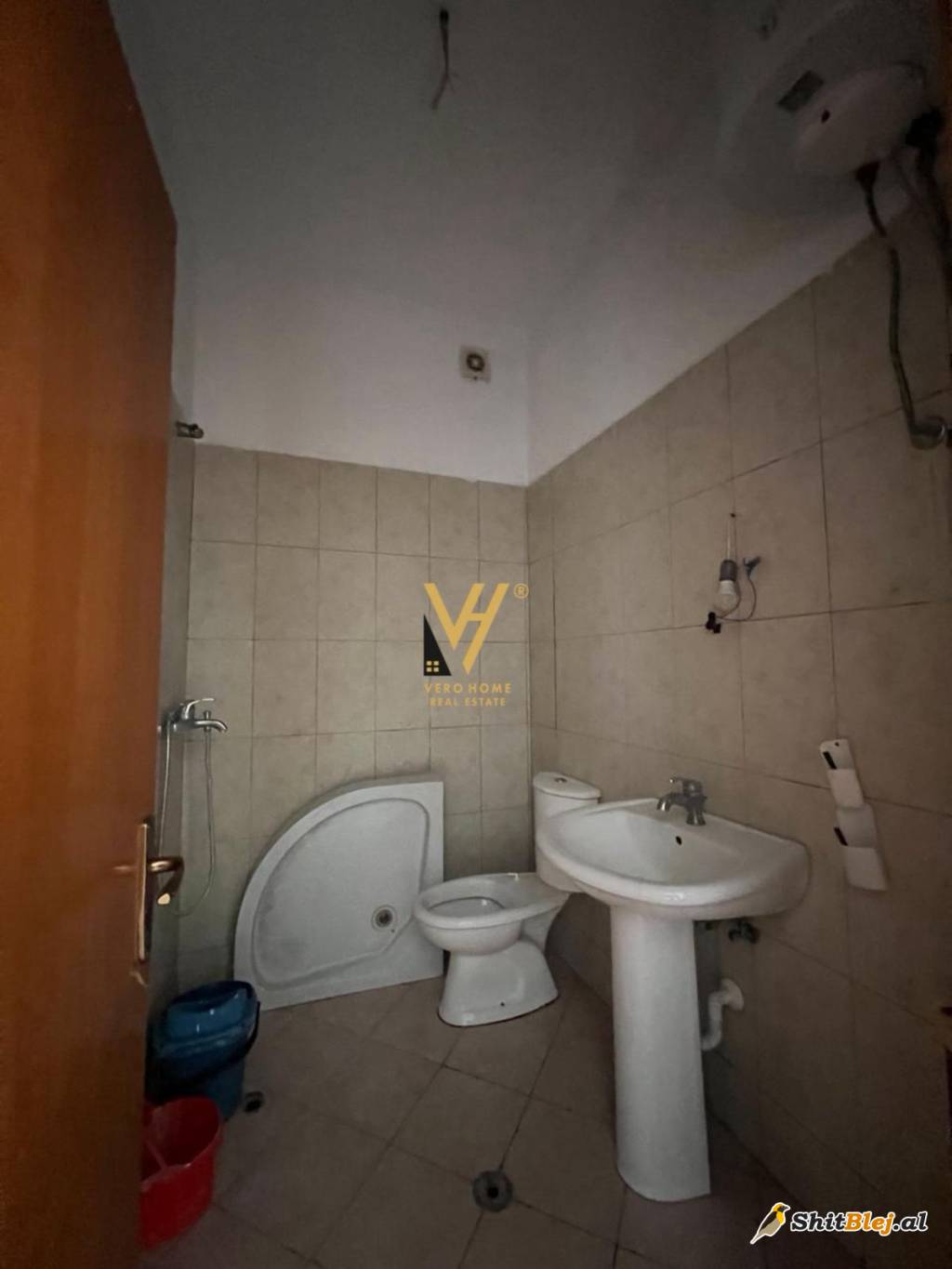  2+1+BLK NE YZBERISHT 160.000 EURO