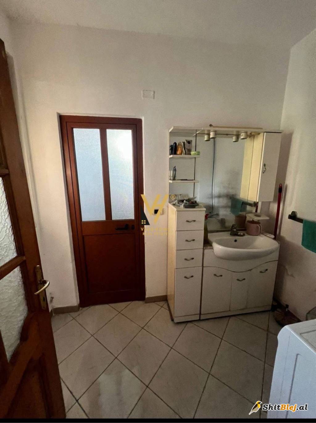  SHTEPI  NE PLAZH DURRES 145.000 EURO