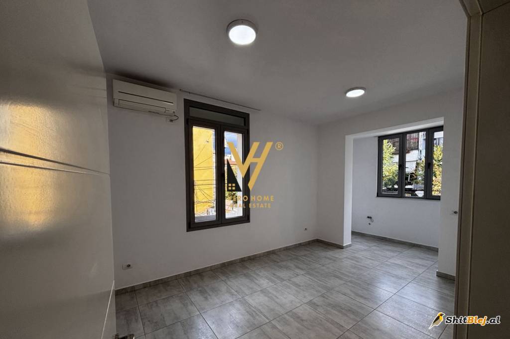 ZYRE 75 M2 TE RRUGA E DIBRES 500 EURO