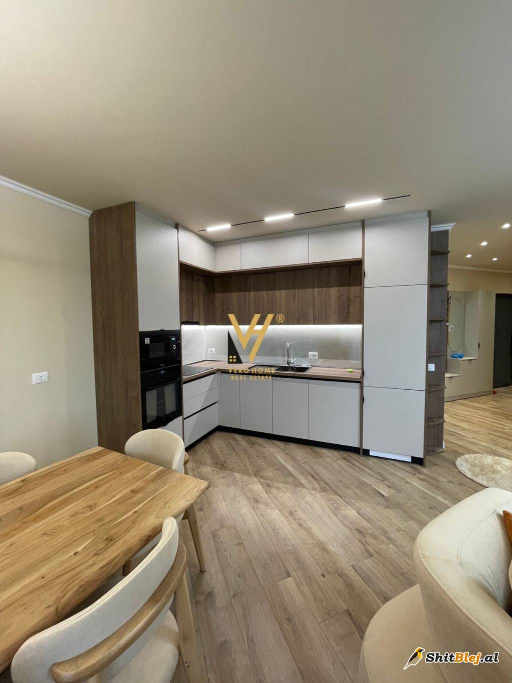 2+1+2 ME QERA-LIQENI I THATE 1.200 EURO