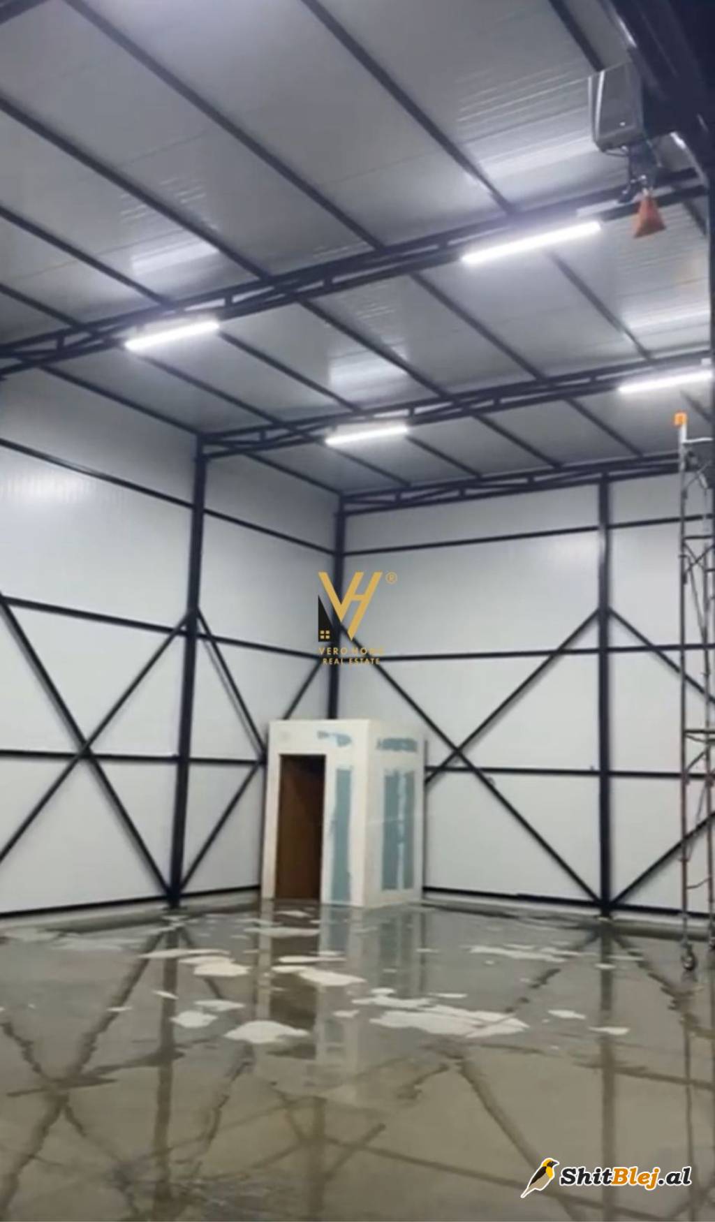 KAPANON 150M2 ME QERA TEK QTU 1.200 EURO