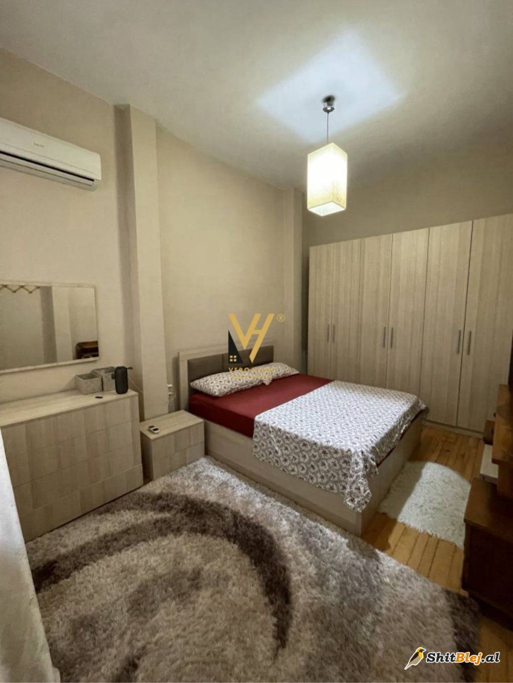 1+1+OBORR ME QERA MYSLYM SHYRI 600 EURO