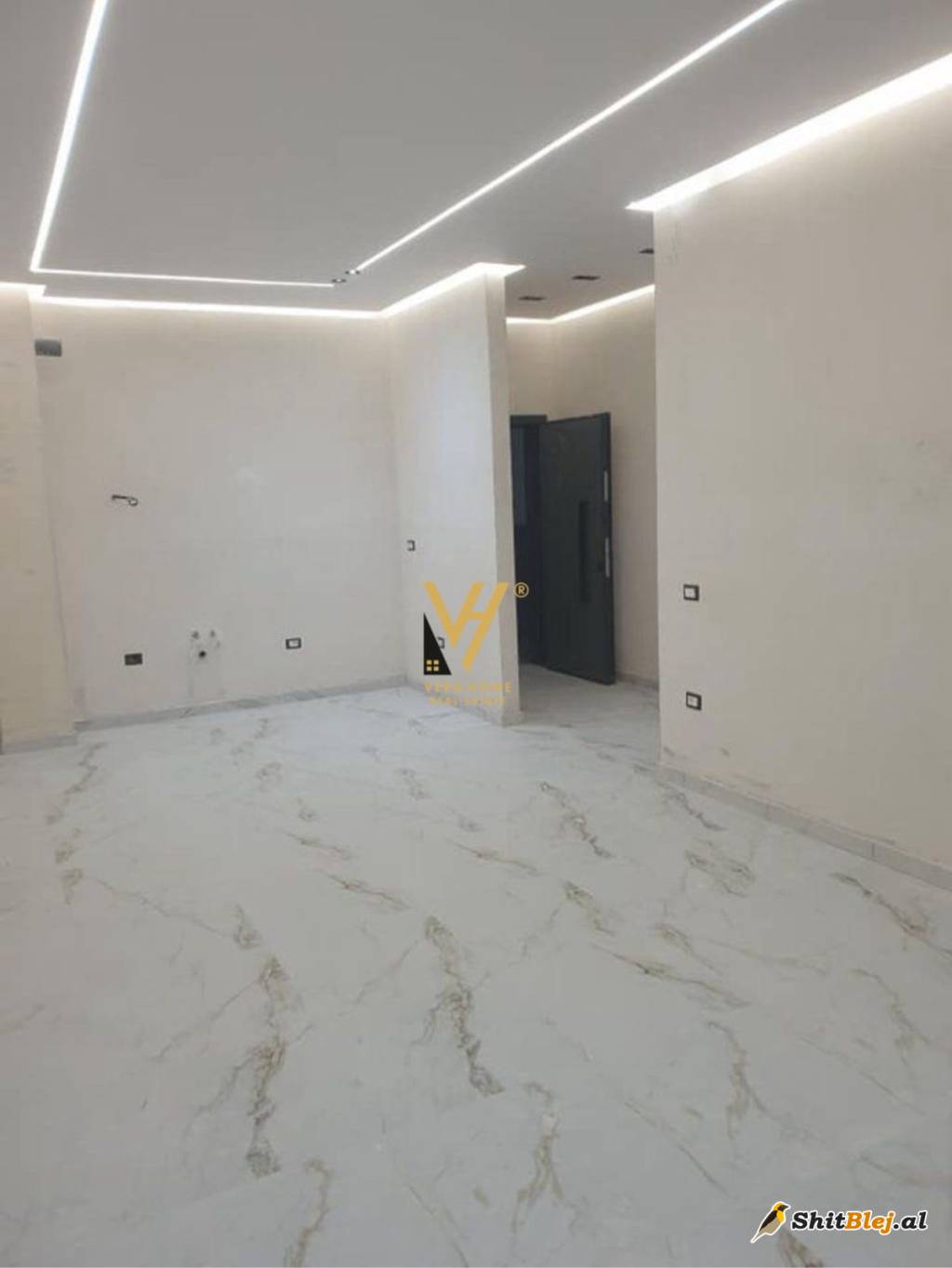 AMBIENT 74 M2 ME QERA ASTIR 80.000 LEKE