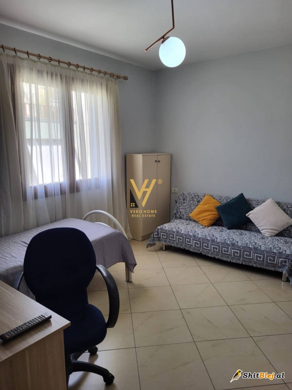2+1+2 ME QERA TE KOPSHTI BOTANIK 650 EUR