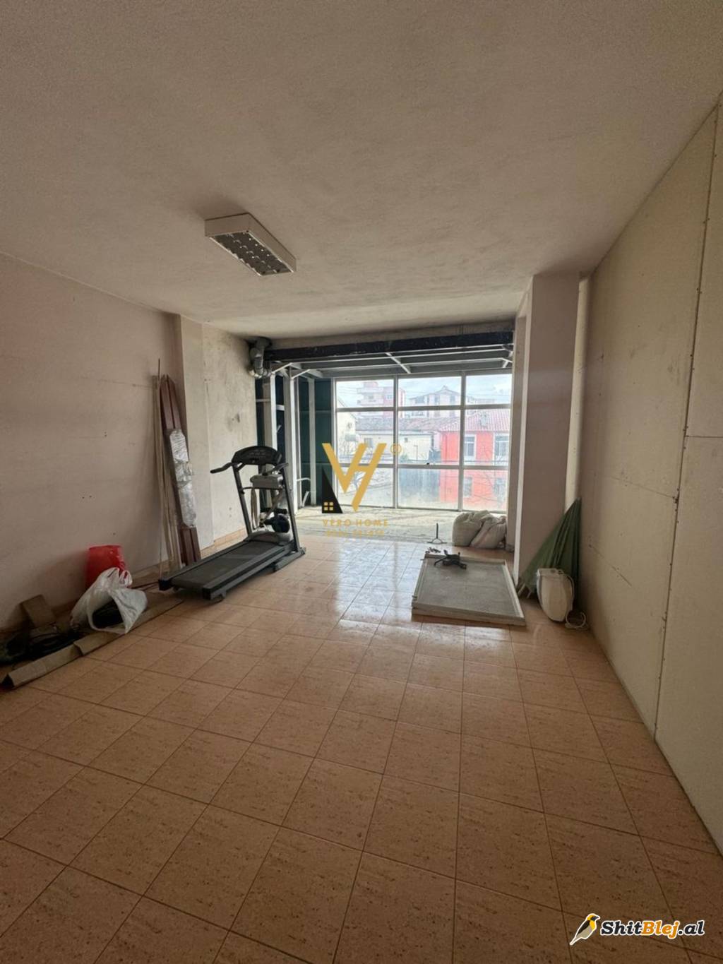 ZYRE 277 M2 NE KINOSTUDIO 1.600 EURO