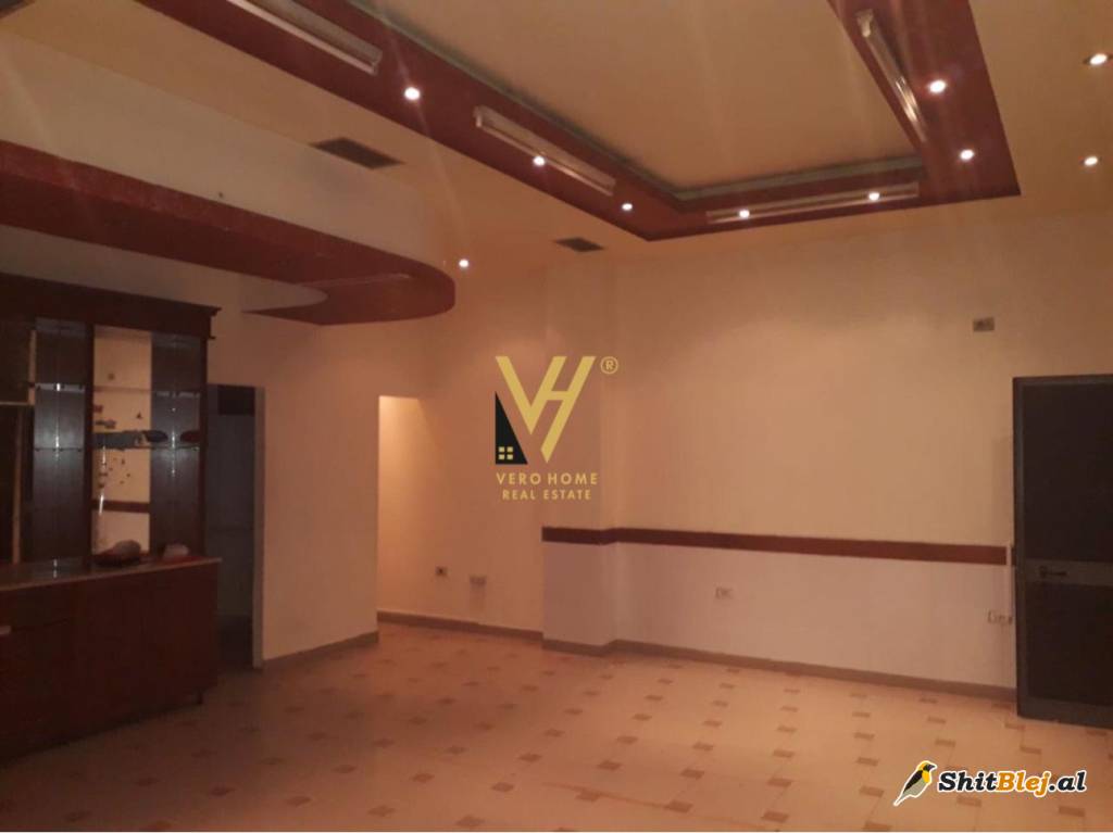 DYQAN 46 M2 TE RR E E ELBASANIT 350EURO