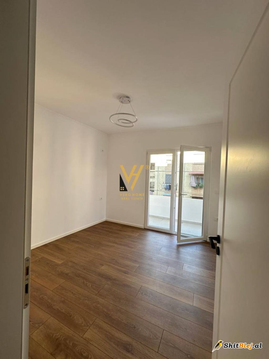 1+1 TE RR.KONGRESI MANASTIRIT 95.000 EUR