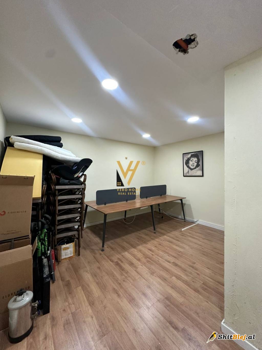  AMBIENT 80M2 TE 21 DHJETORI 160.000EURO