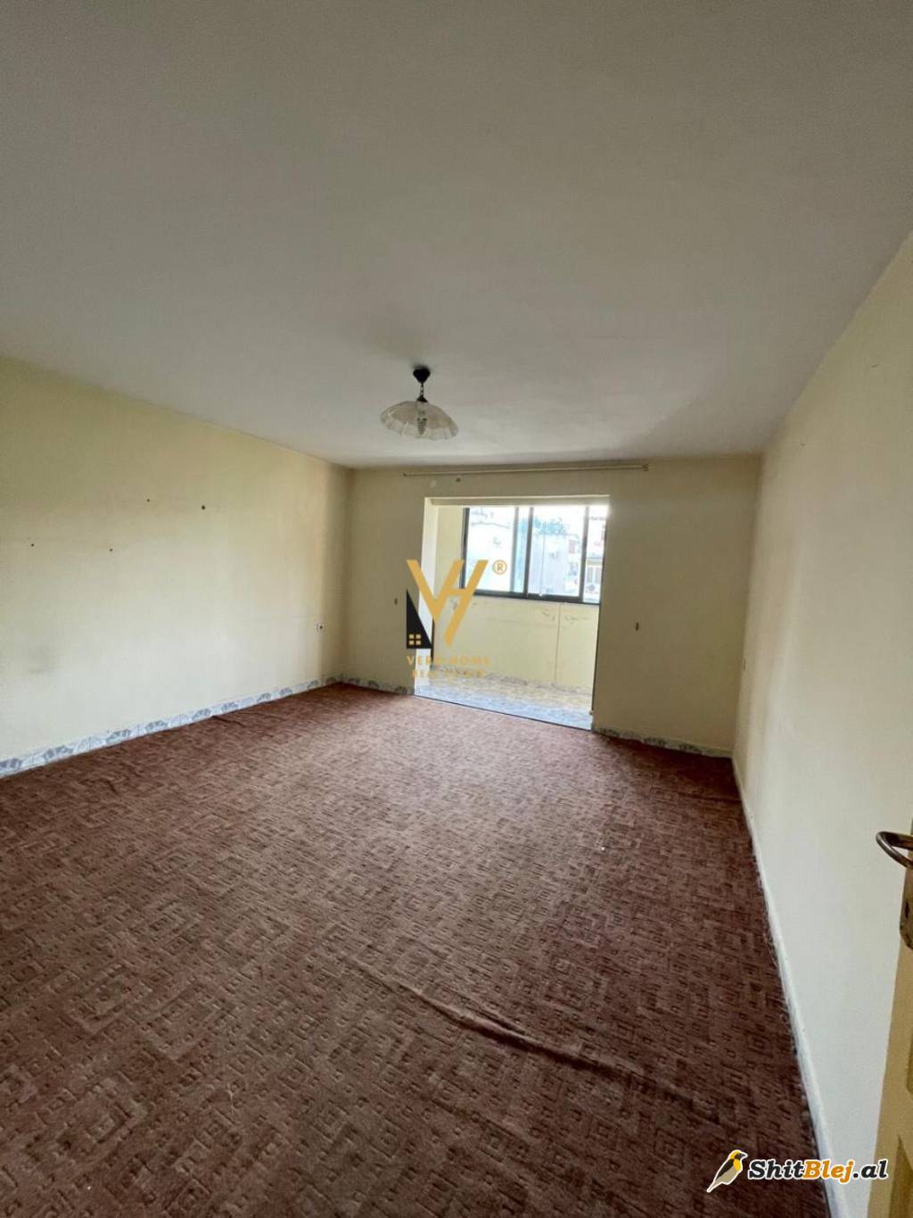 2+1RESTORANT DURRESI 134.000 EURO
