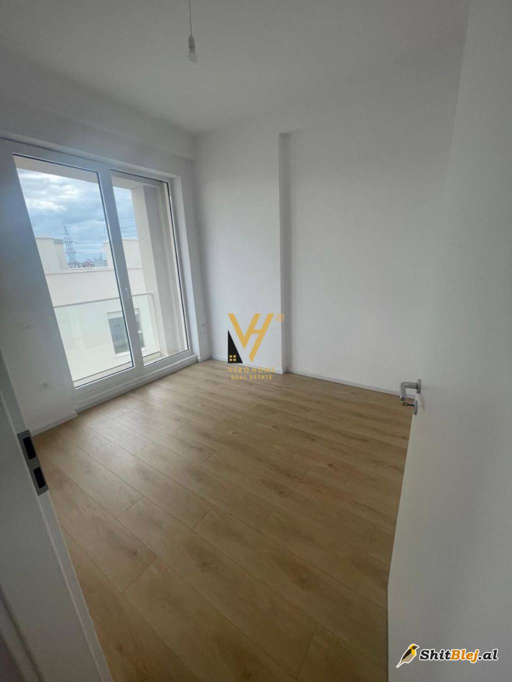 VILE ME QERA NE FARKE 1.200 EURO