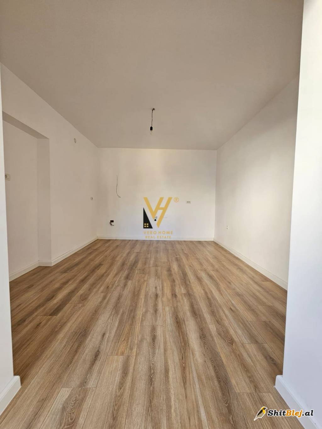  1+1 TE MOZAIKU I TIRANES 98.000 EURO