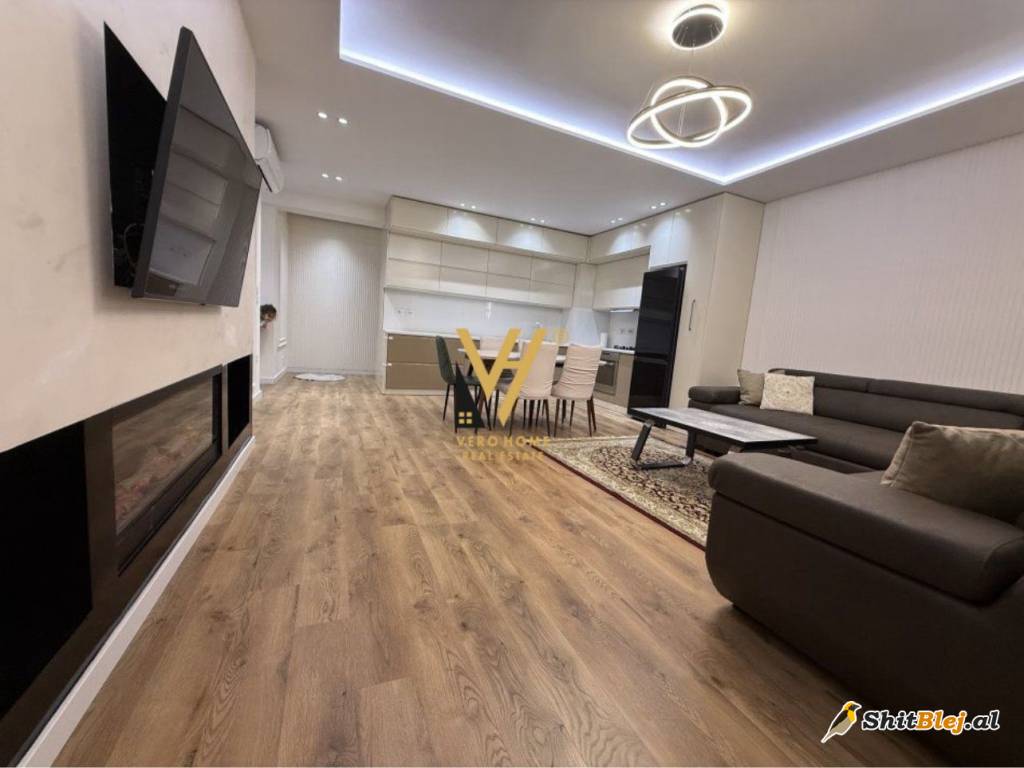  2+1+BLK ME QERA TE CASA ITALIA 800 EURO