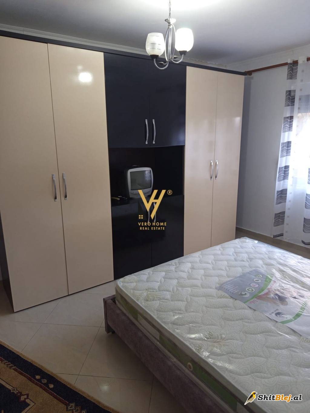 2+1+2 ME QIRA TE ISH PARKU 600 EURO