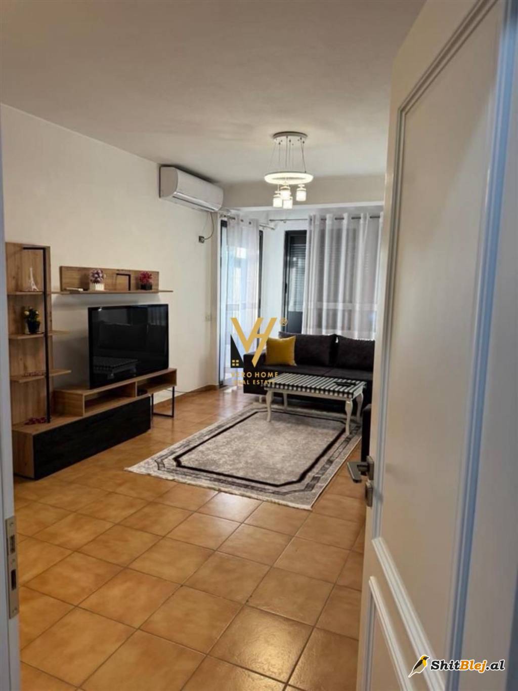  2+1+BLK ME QIRA NE YZBERISHT 450 EURO