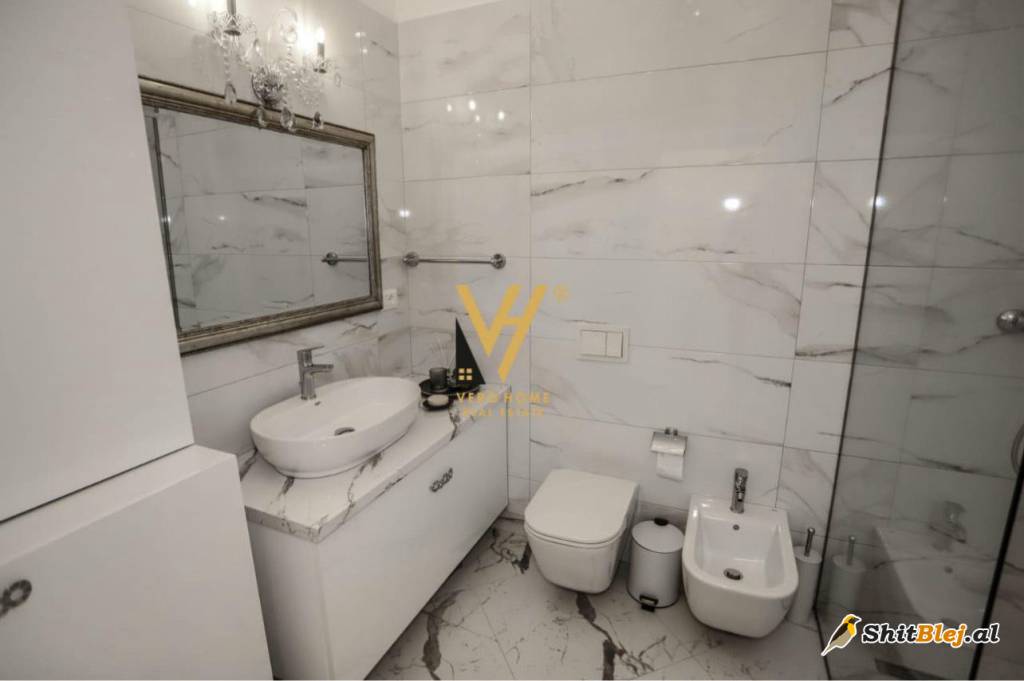 1+1+BLK TE SQUARE 21 225.000 EURO