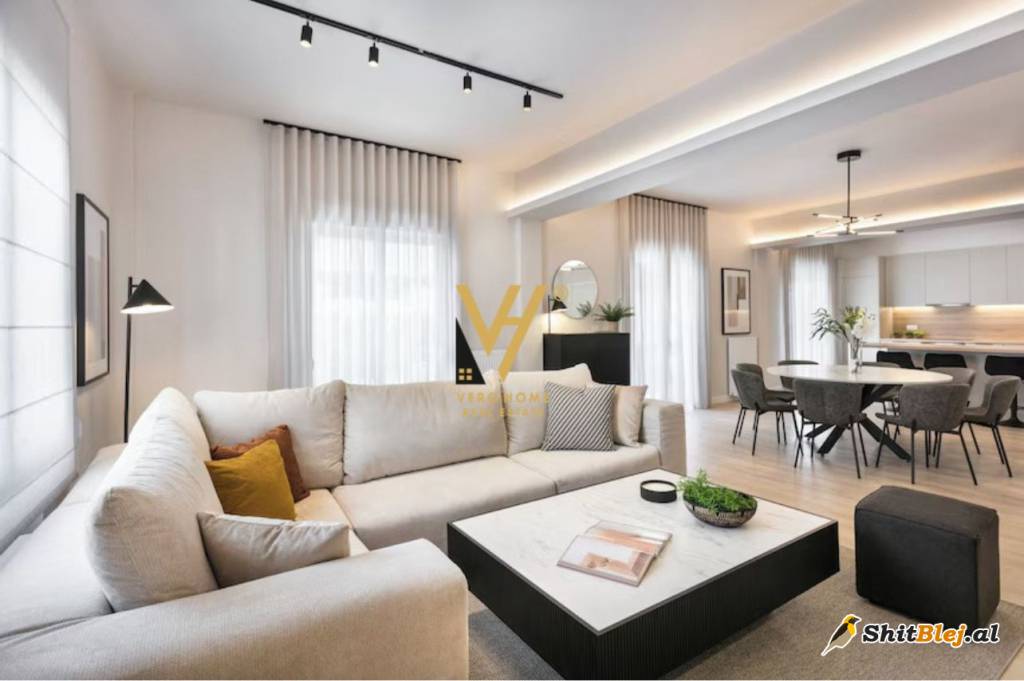 1+1 TE STADIUMI AIR ALBANIA 1.500 EURO
