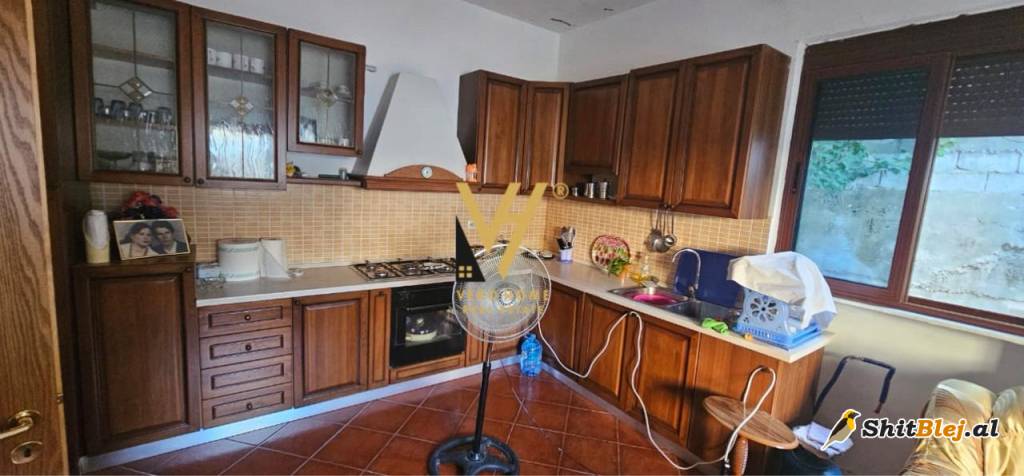2+1+VERANDE NE KAVAJE 80.000 EURO