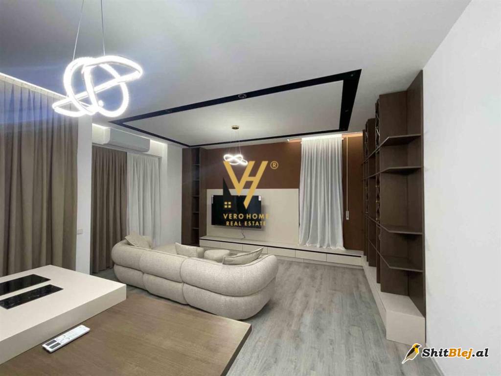 2+1+BLK TEK ISH HESHI SHQIPONJA 850 EUR