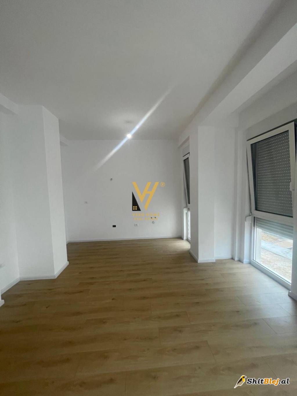  VILE DY KATESHE NE FARKE 360.000 EURO