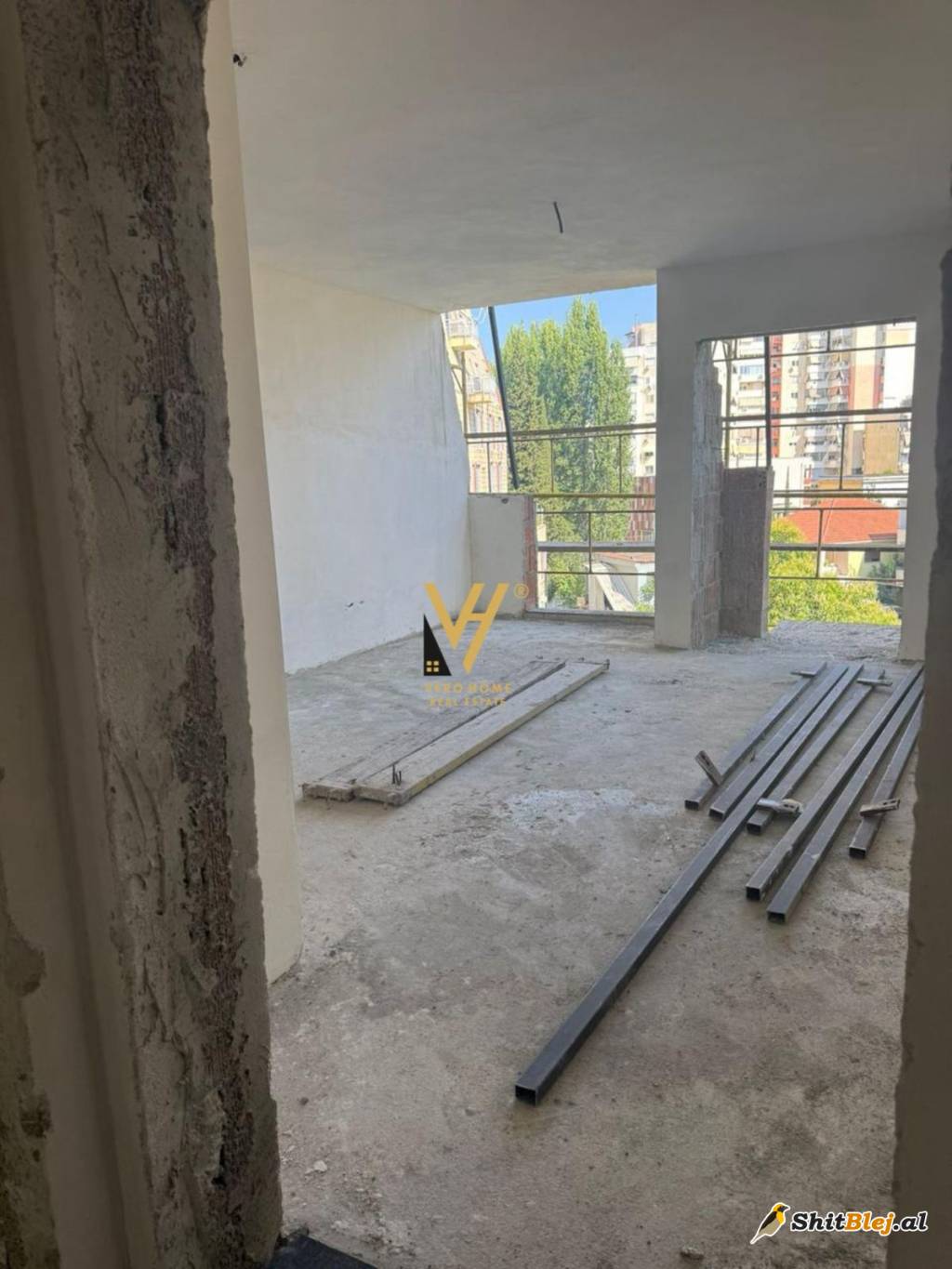 2+1 TE RRUGA E ELBASANIT 425.700 EURO