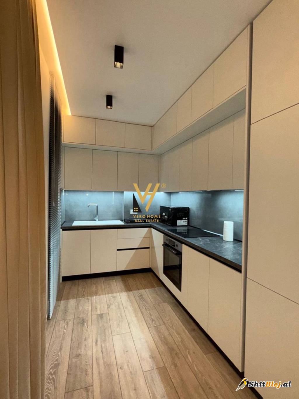 1+1 ME QIRA TE BULEVARDI I RI 620 EURO