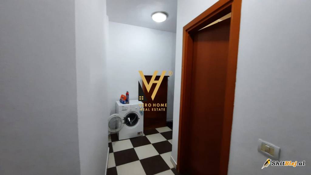 1+1 TEK KOPSHTI ZOOLOGJIK 450 EURO
